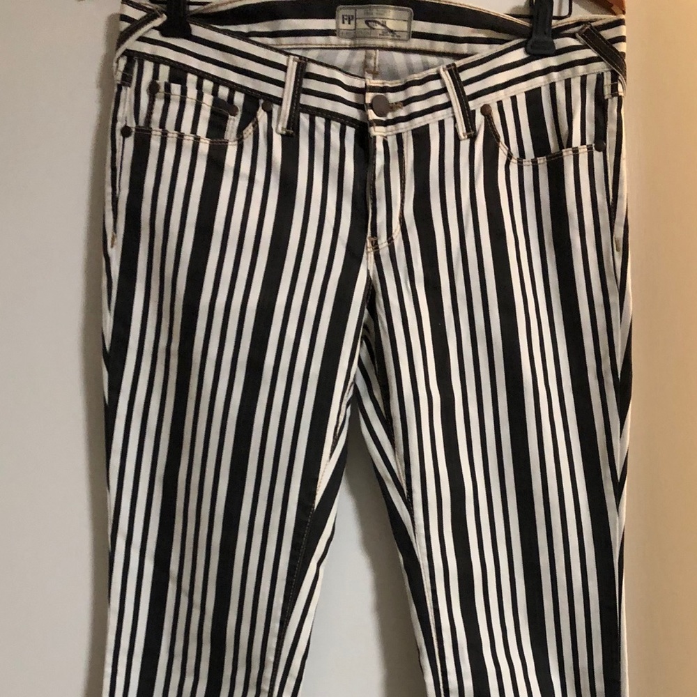 Free People like New funky striped skinny jean